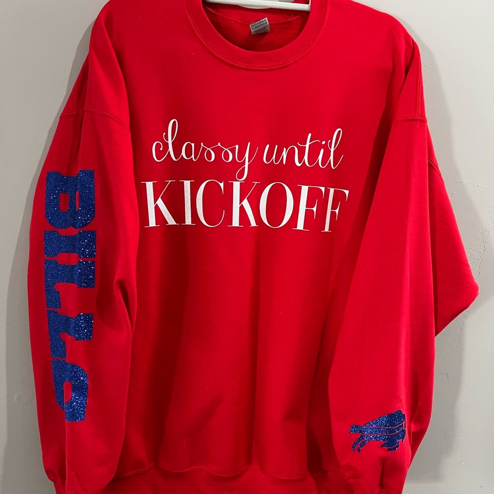 CUSTOM BILLS THEMED CREWNECK